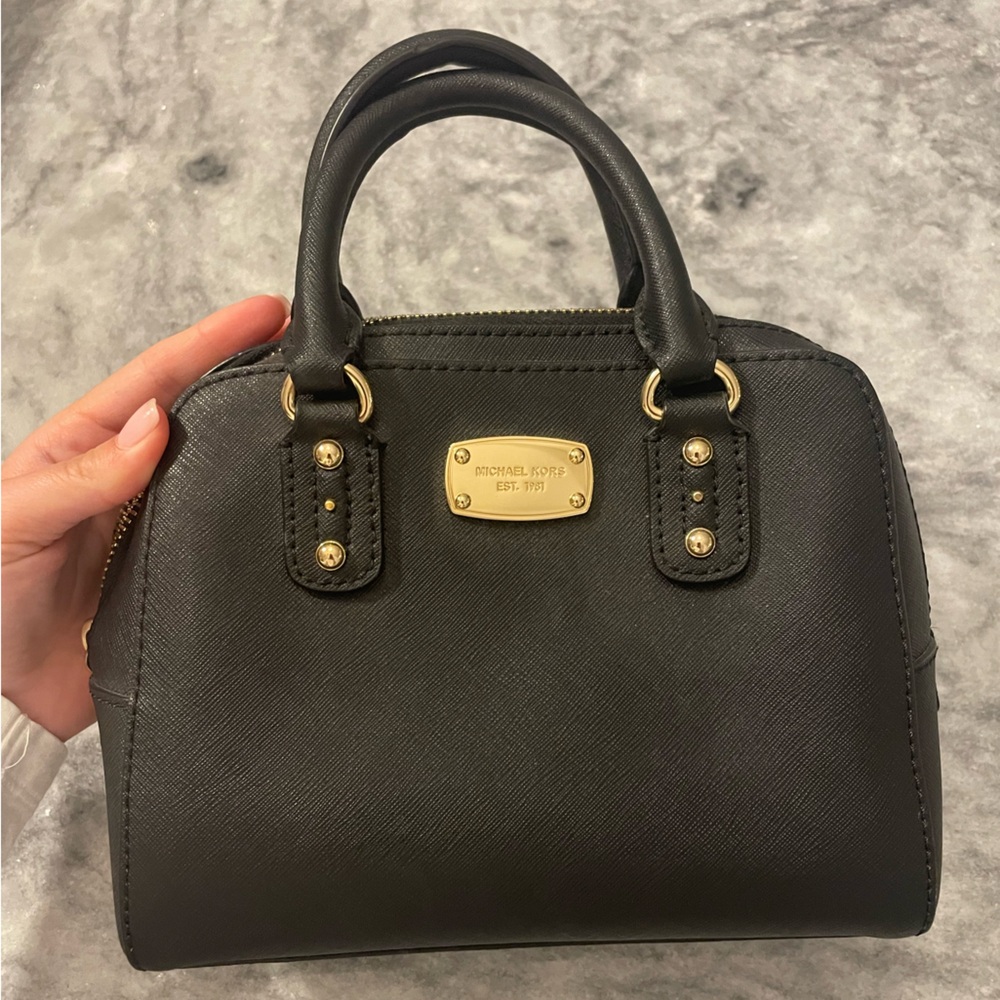 Michael Kors Mini Purse (with detachable shoulder strap)